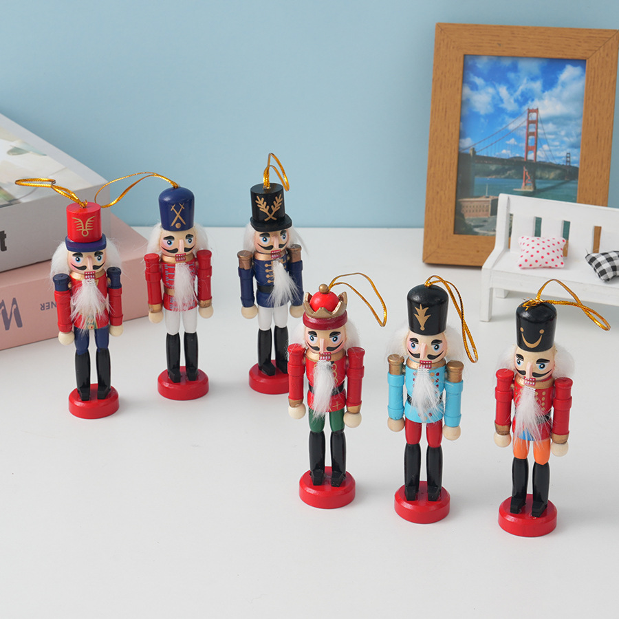 Nutcracker Figurine - 6 Stück Weihnachts-Nussknacker Holzsoldaten-Anhänger Holzmann-Anhänger Weihnachtsparty-Geschenk
